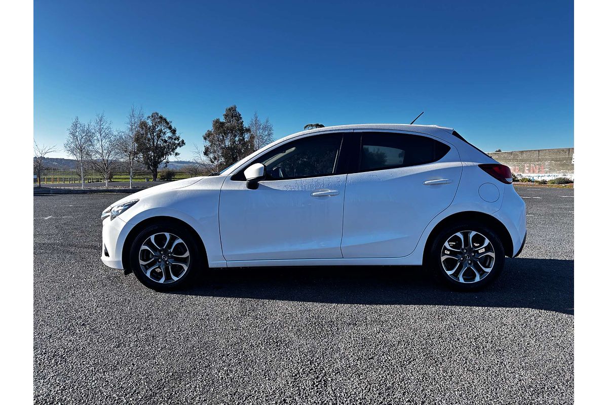 2015 Mazda 2 Genki DJ Series