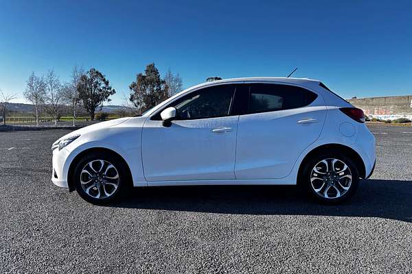 2015 Mazda 2 Genki DJ Series