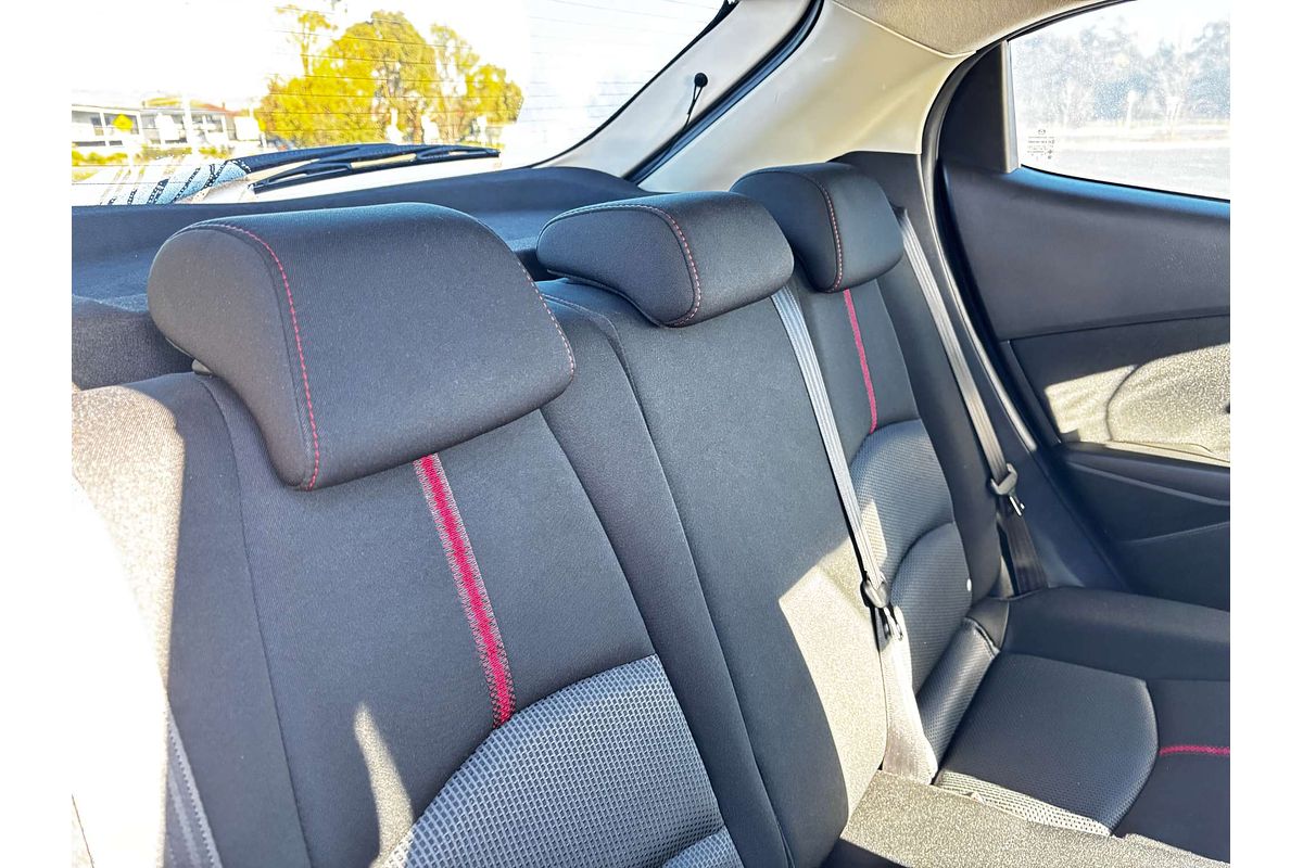 2015 Mazda 2 Genki DJ Series