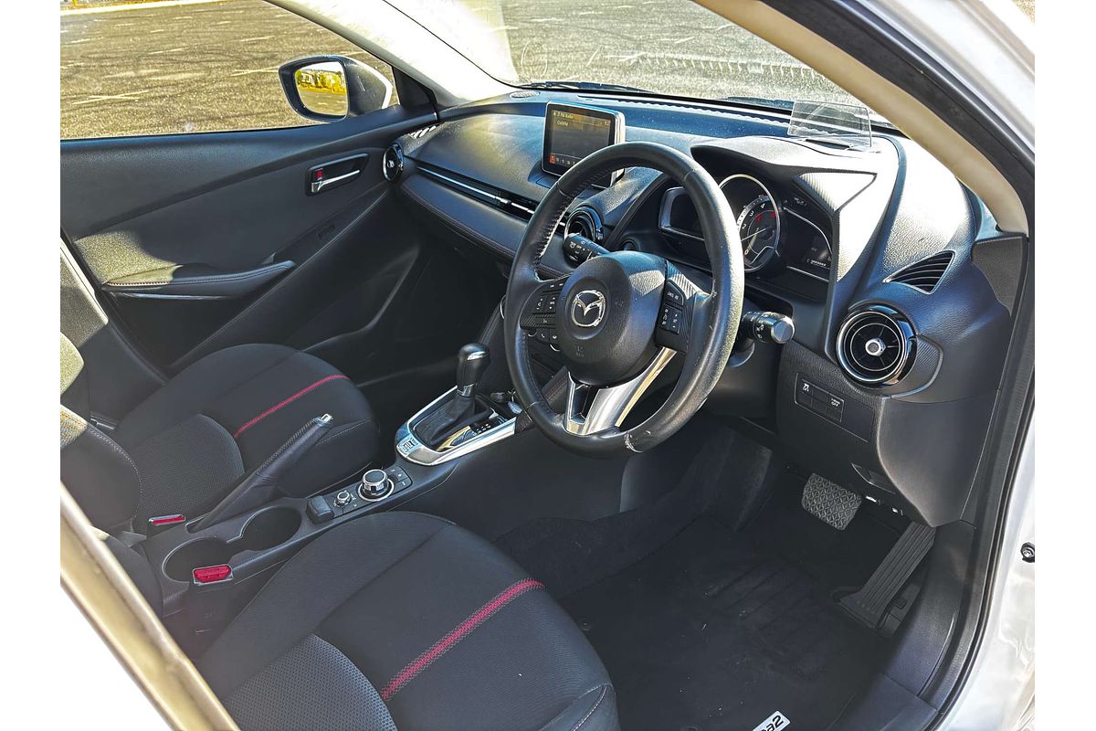 2015 Mazda 2 Genki DJ Series