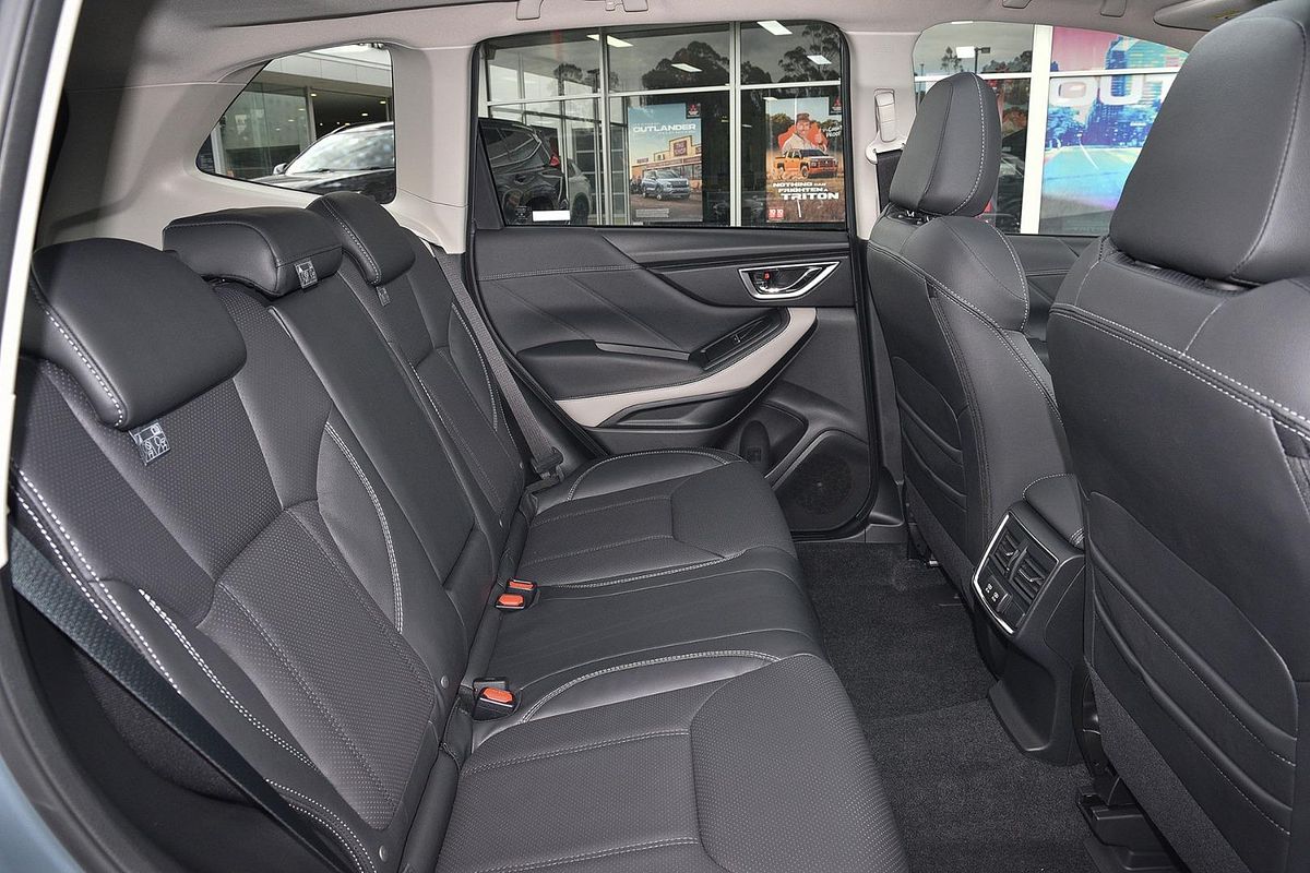 2025 Subaru Forester 2.5i-S S5