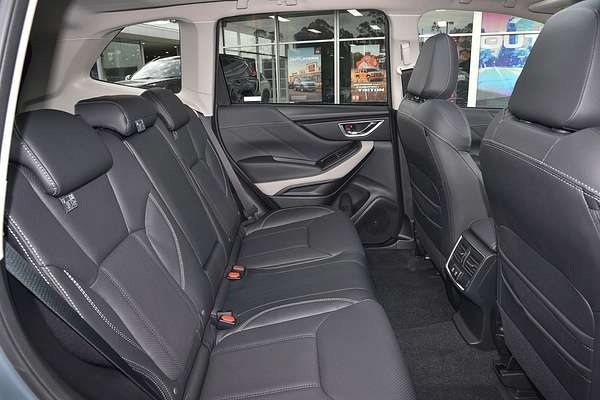 2025 Subaru Forester 2.5i-S S5