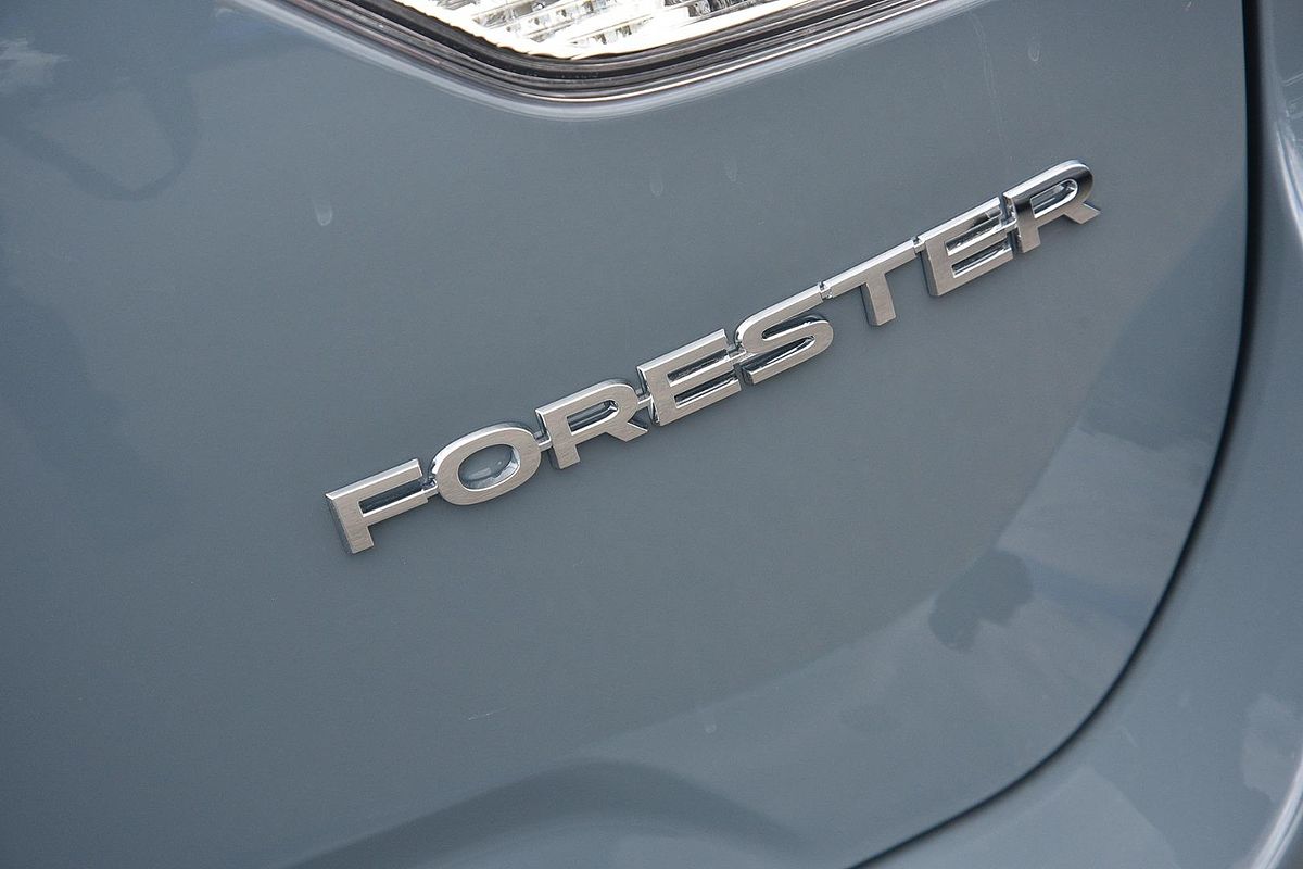 2025 Subaru Forester 2.5i-S S5