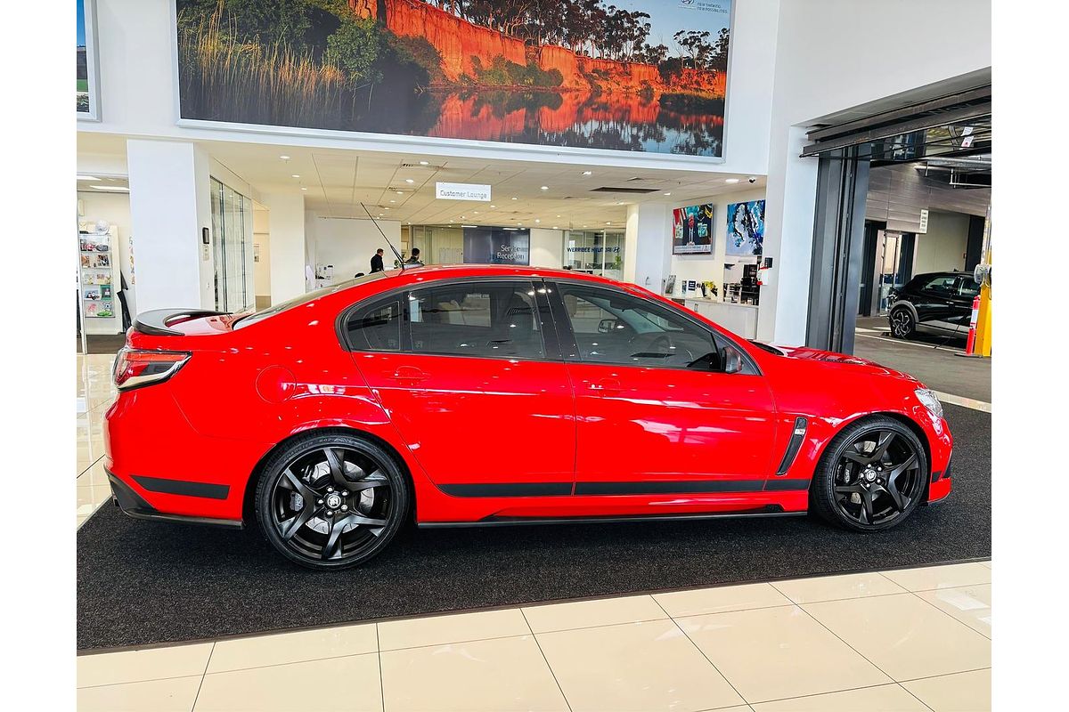 2016 Holden Clubsport R8 SV Black GEN-F2