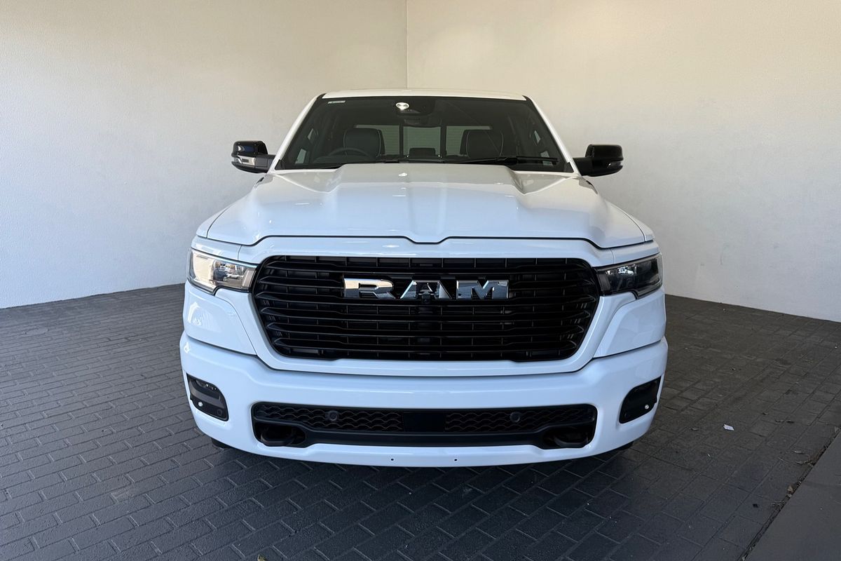 2024 RAM 1500 Laramie Sport Hurricane SO RamBox DT 4X4 SWB