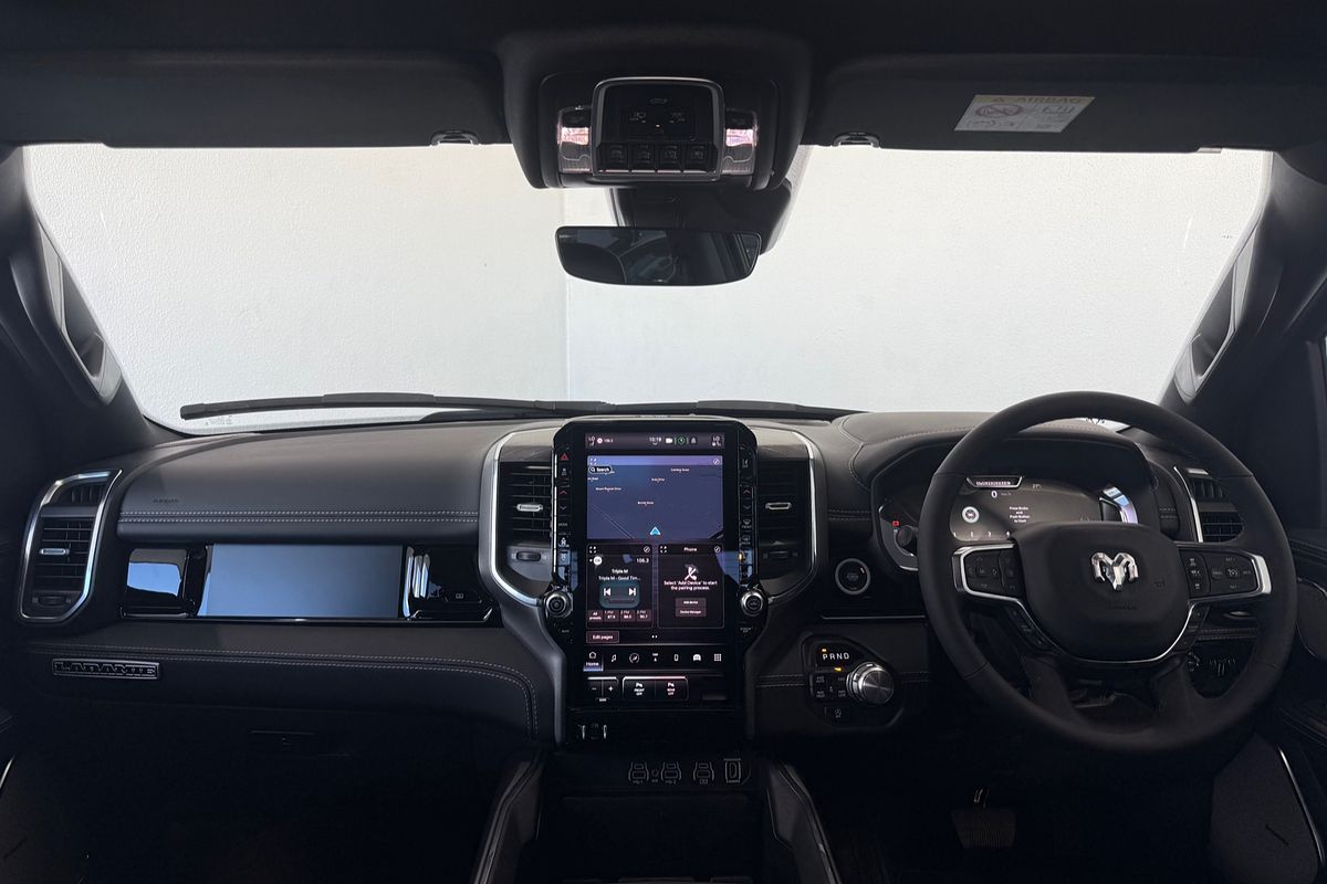 2024 RAM 1500 Laramie Sport Hurricane SO RamBox DT 4X4 SWB