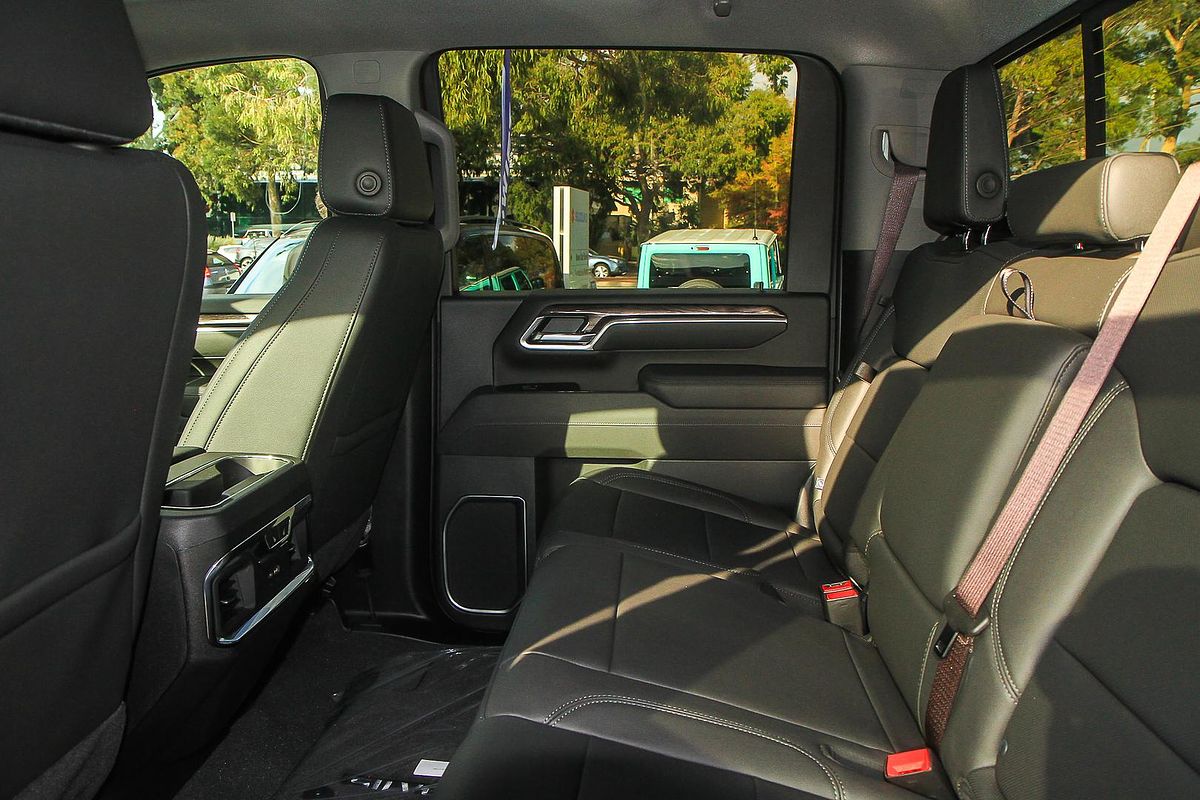 2025 Chevrolet Silverado HD LTZ Premium W/Tech Pack T1 4X4