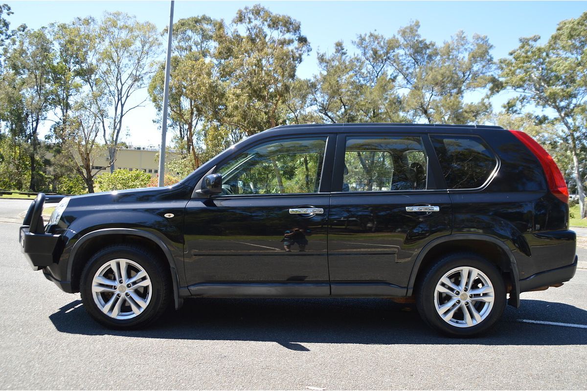 2013 Nissan X-TRAIL ST T31