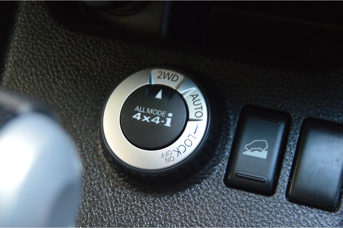 2013 Nissan X-TRAIL ST T31