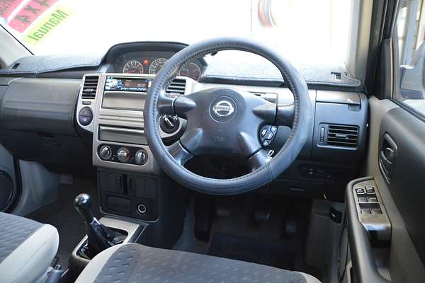 2004 Nissan X-TRAIL ST T30 II