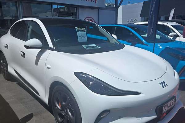 2025 MG IM6 Performance S12L