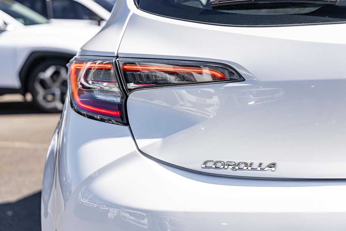 2020 Toyota Corolla Ascent Sport Hybrid ZWE211R