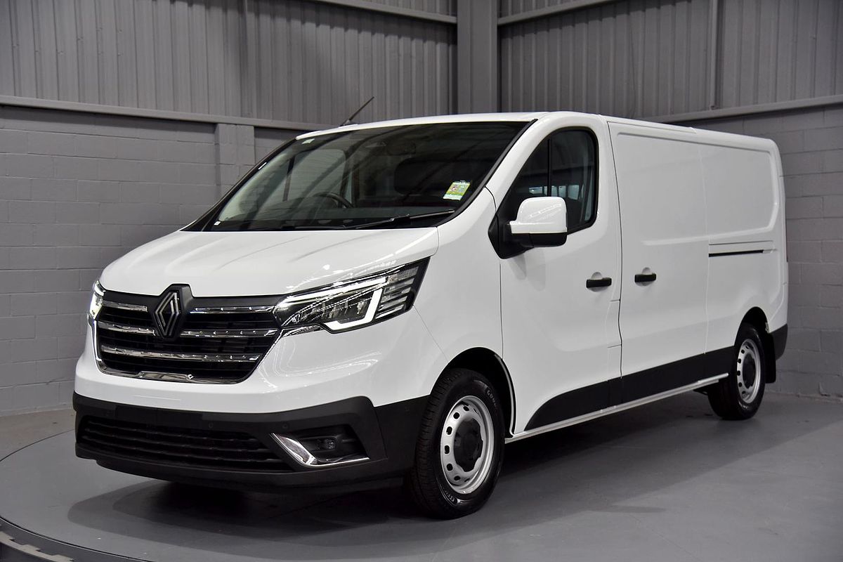 2025 Renault Trafic Premium X82 LWB Low Roof