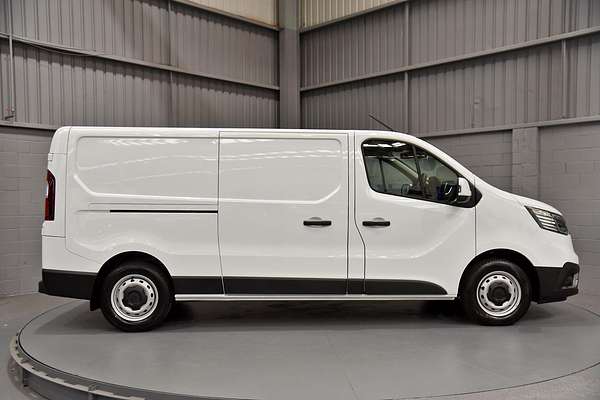 2025 Renault Trafic Premium X82 LWB Low Roof
