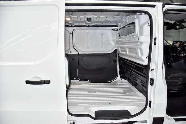 2025 Renault Trafic Premium X82 LWB Low Roof
