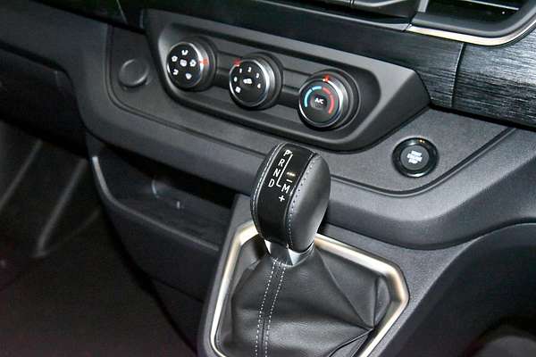 2025 Renault Trafic Premium X82 LWB Low Roof