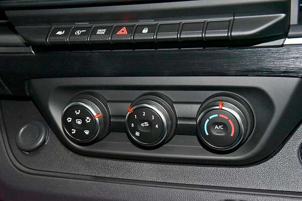 2025 Renault Trafic Premium X82 LWB Low Roof