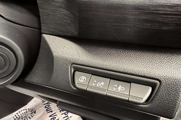 2025 Renault Trafic Premium X82 SWB Low Roof