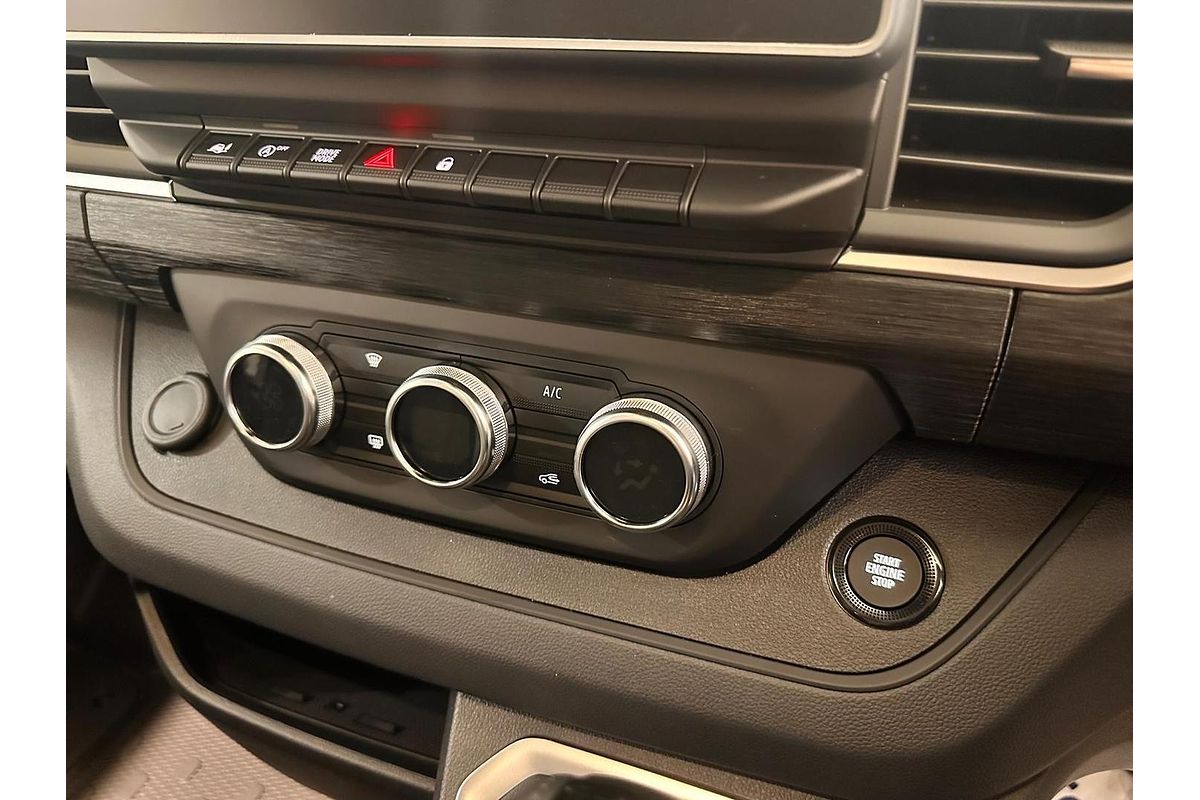 2025 Renault Trafic Premium X82 SWB Low Roof