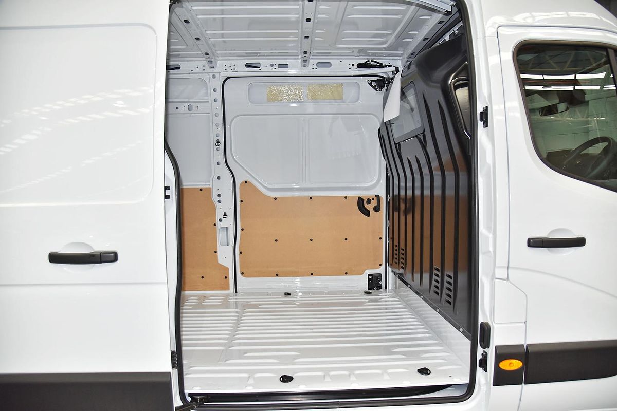 2025 Renault Master Pro 110kW X62 Phase 2 LWB