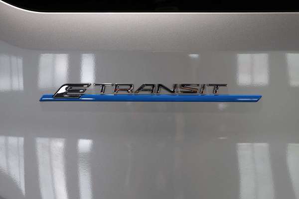 2022 Ford E-Transit 420L VO Mid Roof