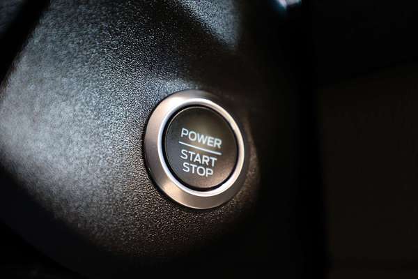 2022 Ford E-Transit 420L VO Mid Roof