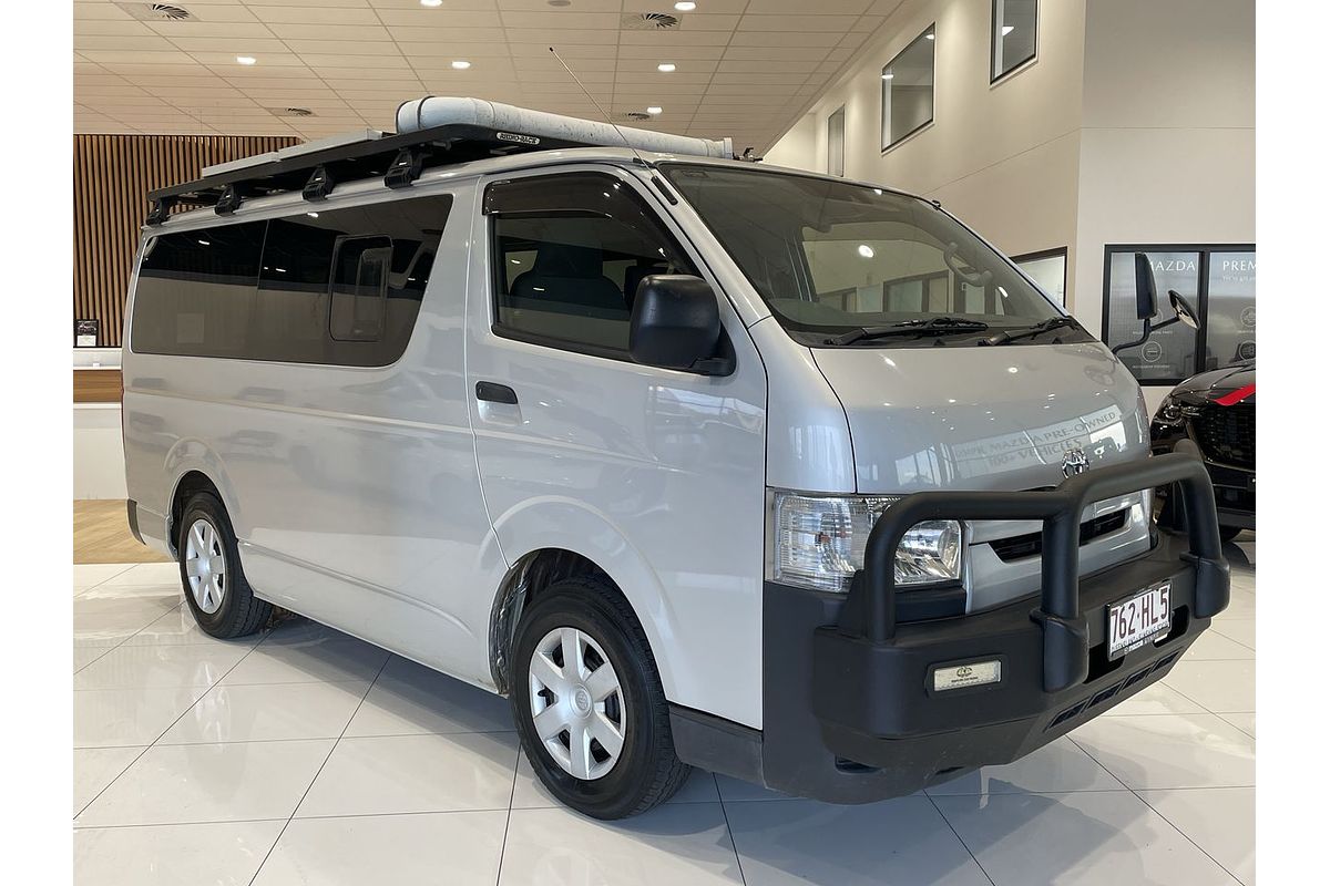 2017 Toyota Hiace TRH201R LWB