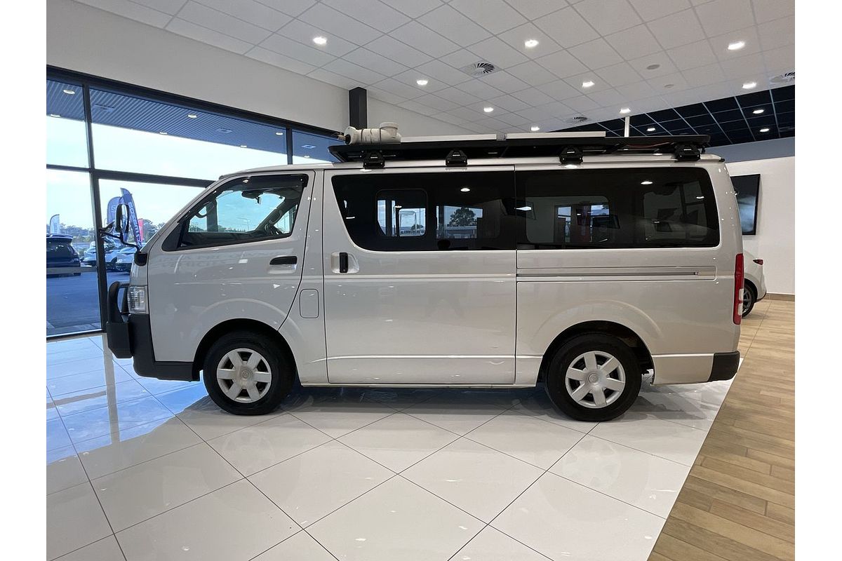 2017 Toyota Hiace TRH201R LWB
