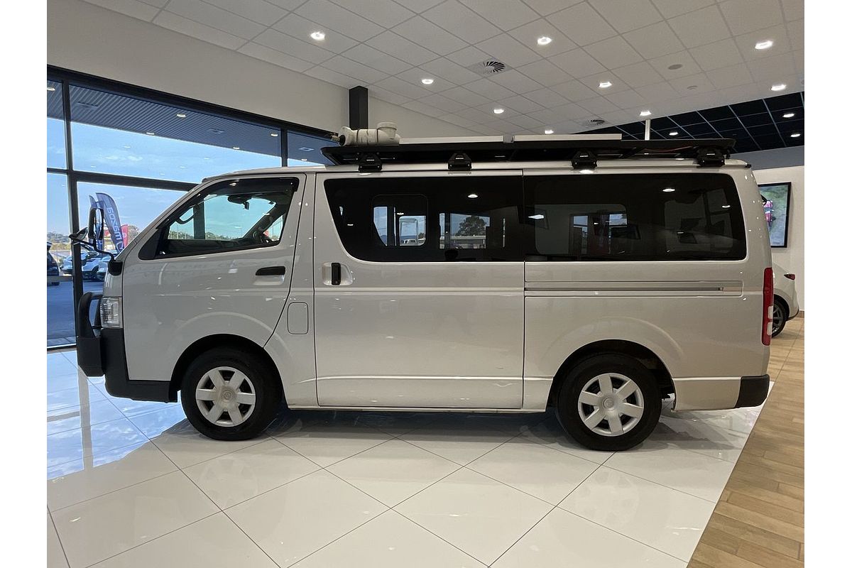 2017 Toyota Hiace TRH201R LWB