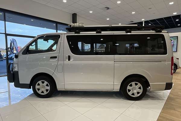 2017 Toyota Hiace TRH201R LWB