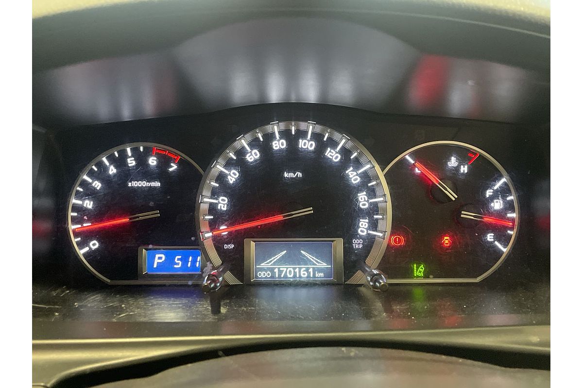2017 Toyota Hiace TRH201R LWB