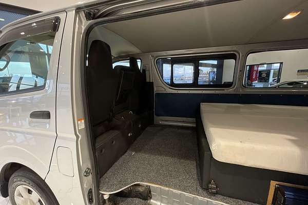 2017 Toyota Hiace TRH201R LWB