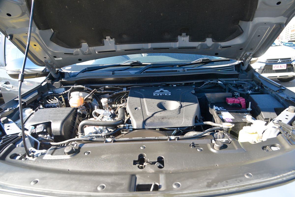 2020 Mitsubishi Triton GLS MR 4X4