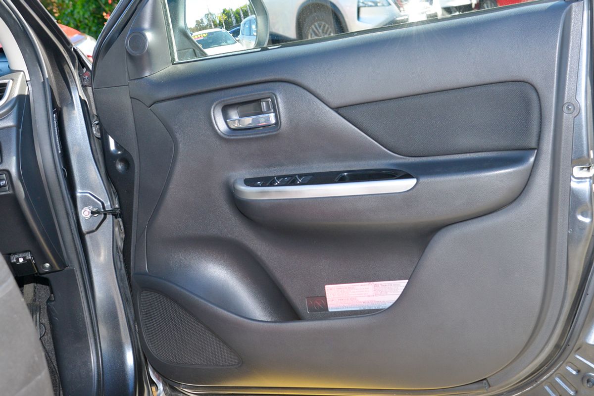 2020 Mitsubishi Triton GLS MR 4X4