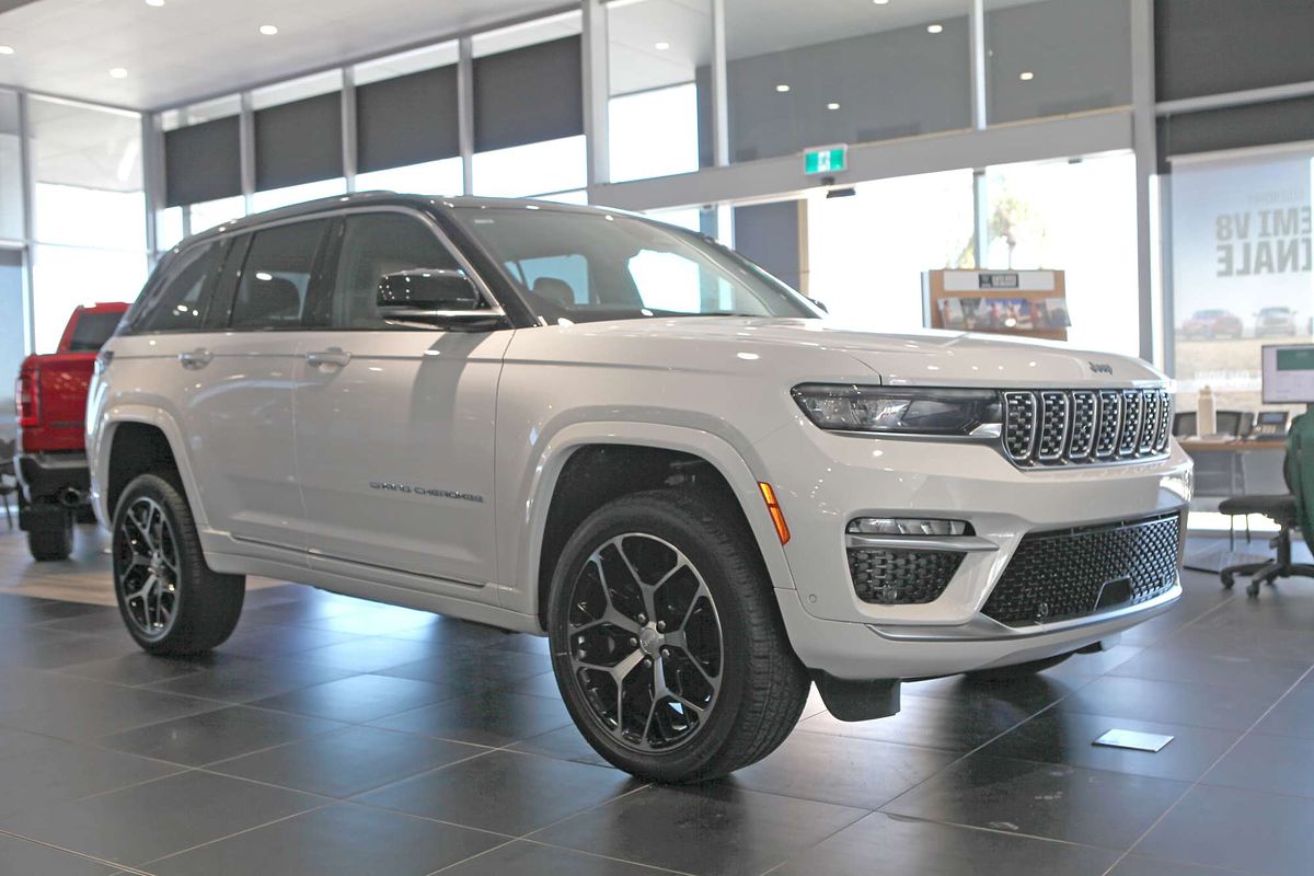 2023 Jeep Grand Cherokee Summit Reserve 4xe WL