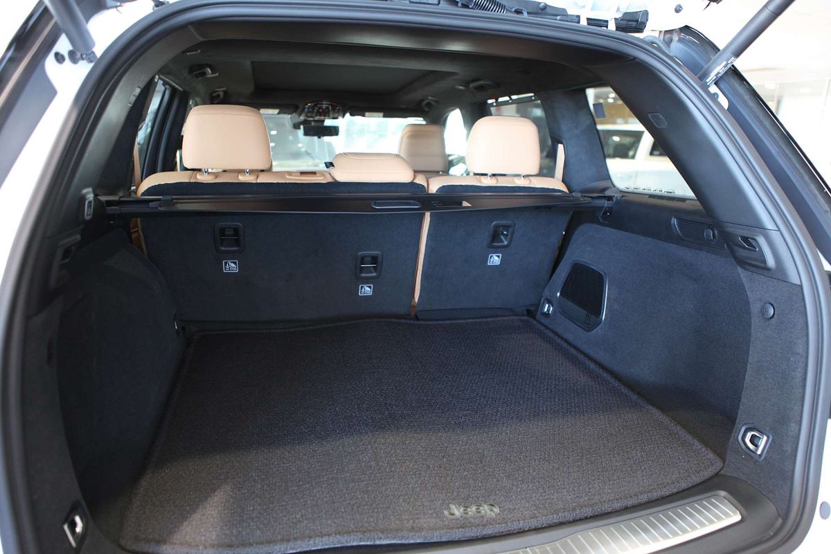 2023 Jeep Grand Cherokee Summit Reserve 4xe WL