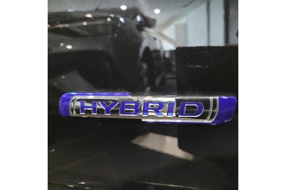 2025 Suzuki Swift Hybrid GLX UZ