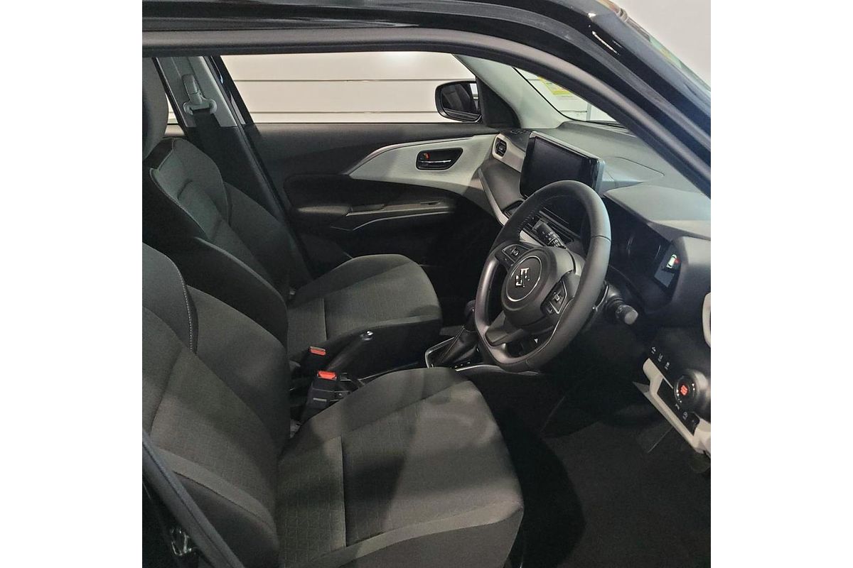 2025 Suzuki Swift Hybrid GLX UZ