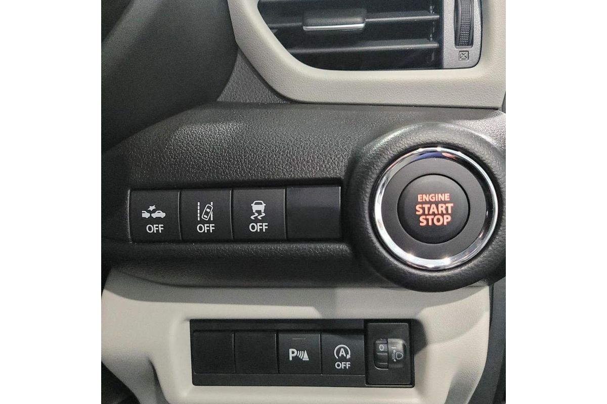 2025 Suzuki Swift Hybrid GLX UZ