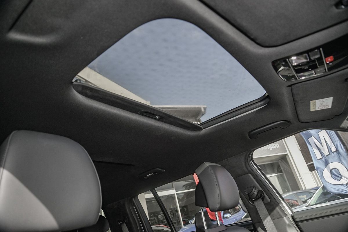 2025 Hyundai Santa Fe Hybrid Calligraphy MX5.V2