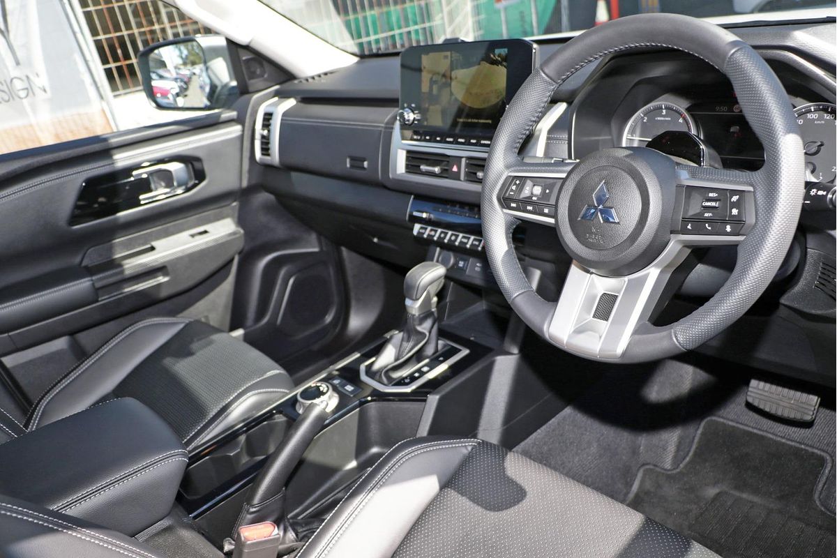 2024 Mitsubishi Triton GLS MV 4X4