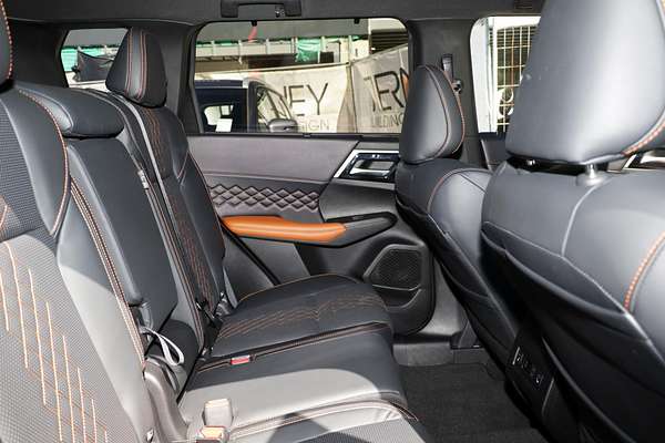 2024 Mitsubishi Outlander Exceed Tourer ZM