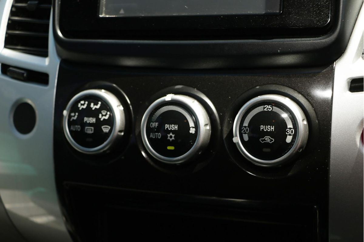 2015 Mitsubishi Challenger PC