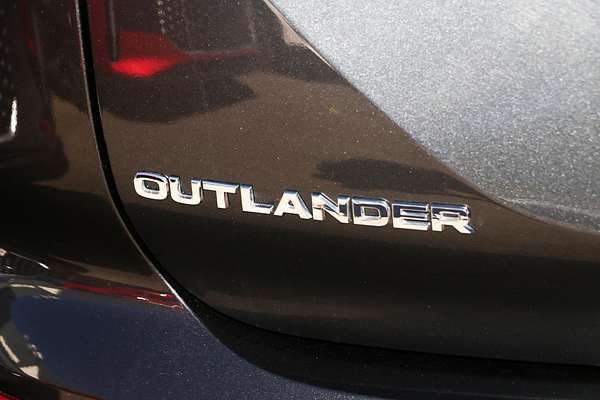 2024 Mitsubishi Outlander Exceed Tourer ZM