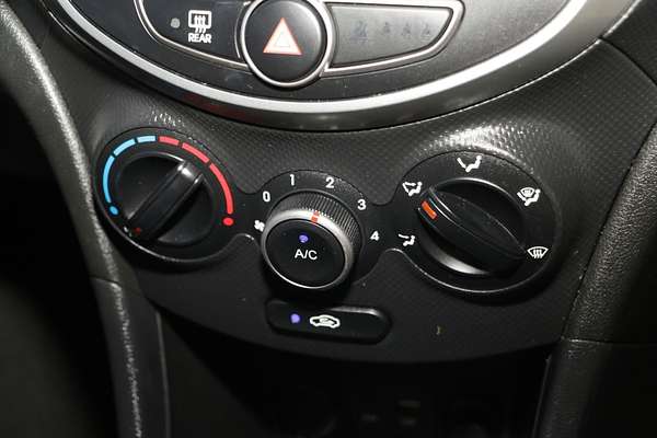 2018 Hyundai Accent Sport RB6