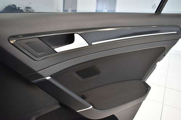 2014 Volkswagen Golf 103TSI Highline 7