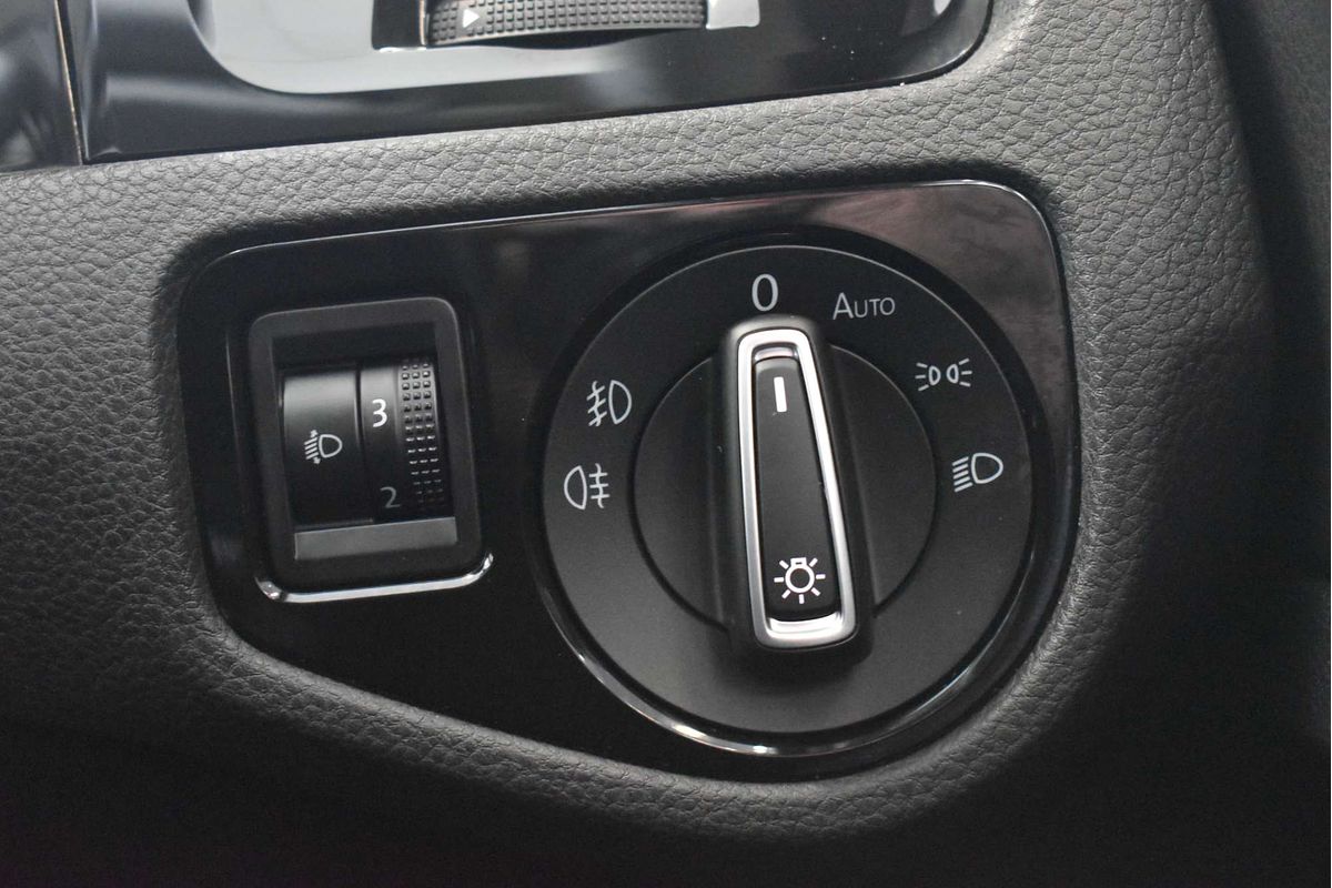 2014 Volkswagen Golf 103TSI Highline 7