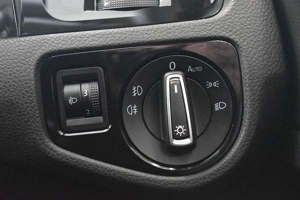 2014 Volkswagen Golf 103TSI Highline 7