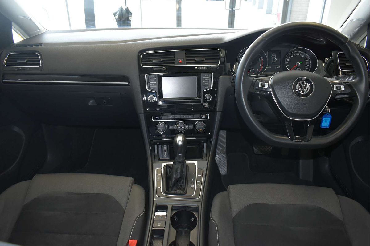 2014 Volkswagen Golf 103TSI Highline 7