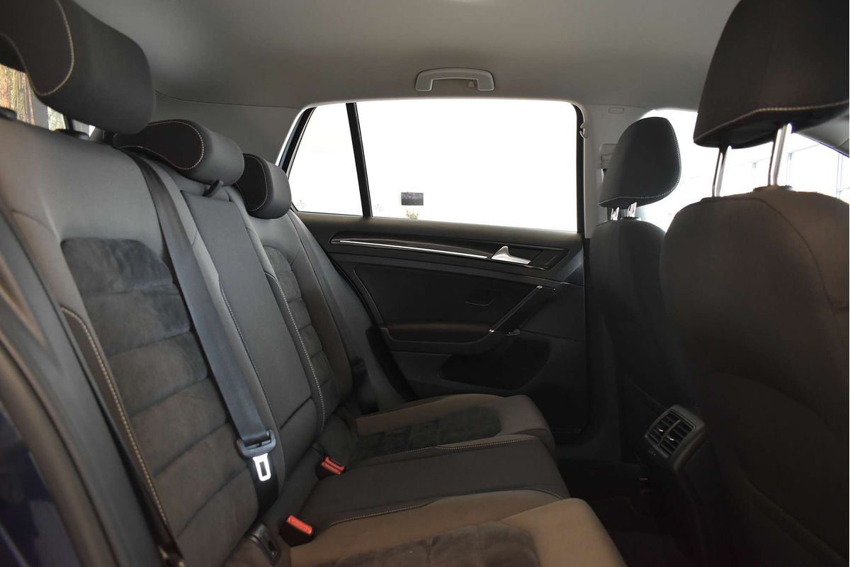 2014 Volkswagen Golf 103TSI Highline 7